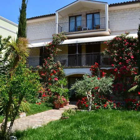 Guest house Velia Mare Numana