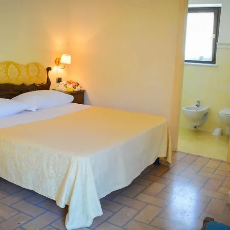 Affittacamere Velia Mare 4*